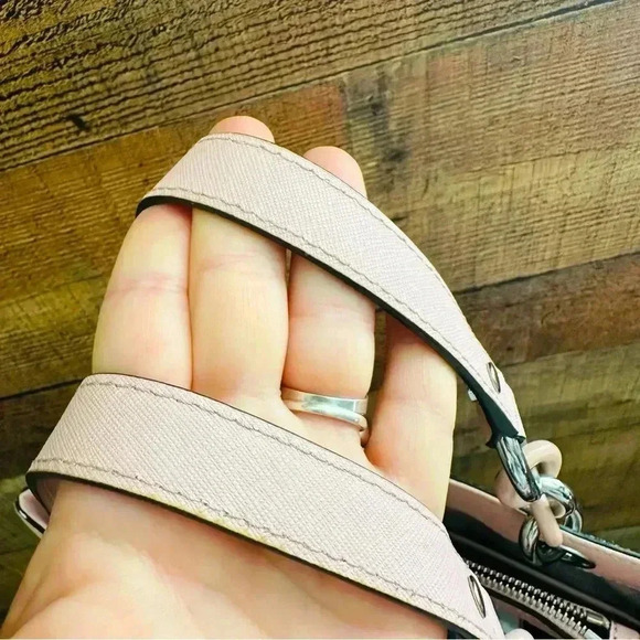 MICHAEL KORS Cynthia Medium Saffiano Leather Satchel Light Pink - Picture 9 of 16